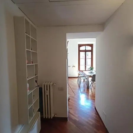 Apartman Charming Design Into Navigli District *